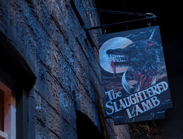 An American Werewolf in London at HHN 23